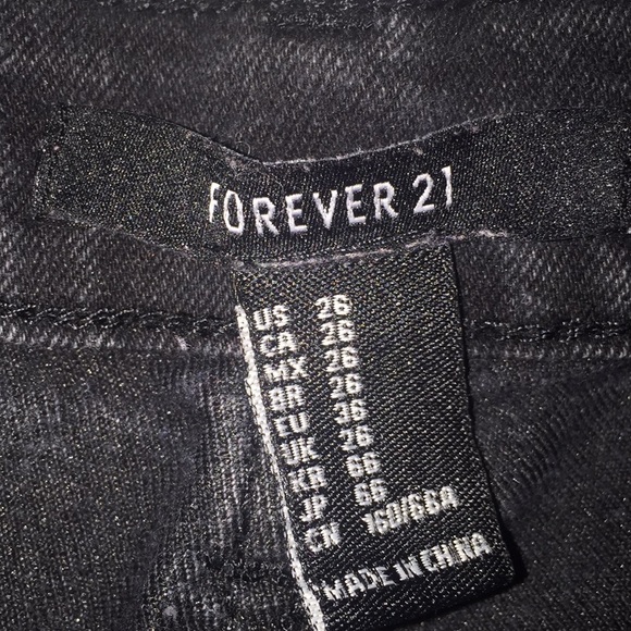 Forever 21 jeans 🖤 - Picture 3 of 4